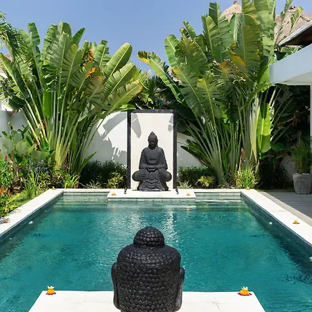 Wonderful 4Br Villa In Seminyak Exterior photo