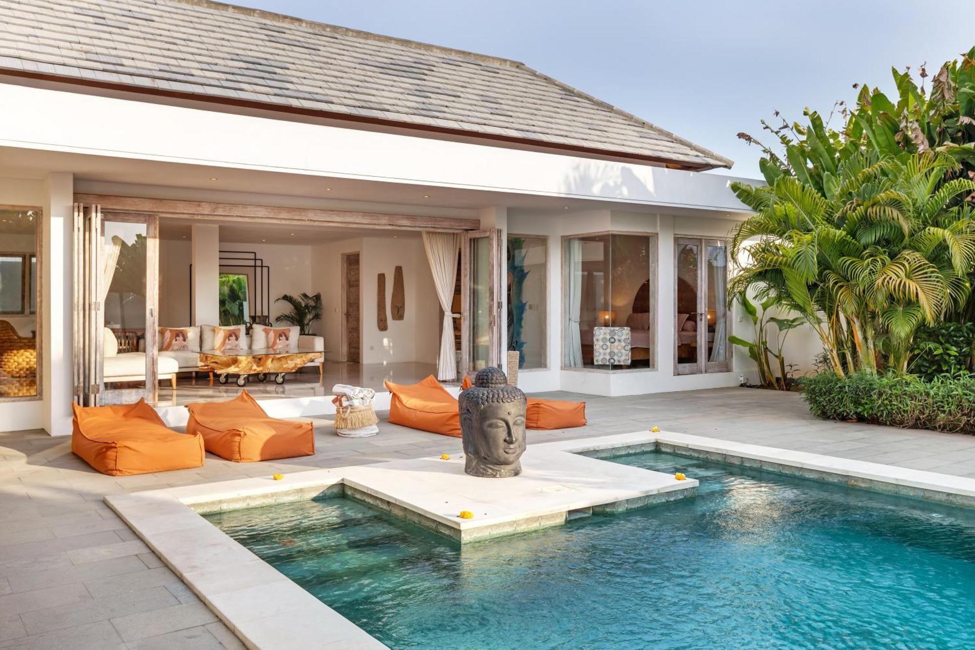 Wonderful 4br In Seminyak (Bali)