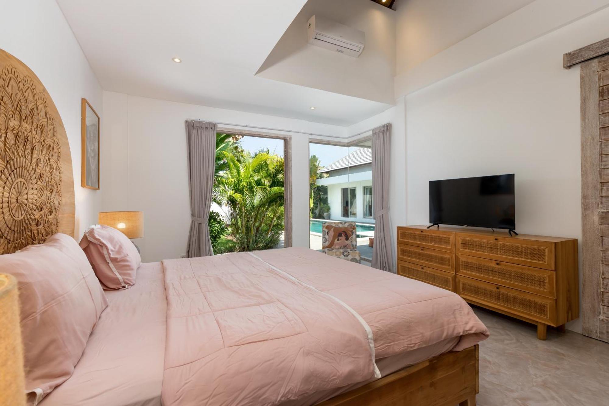 Wonderful 4br In Villa *