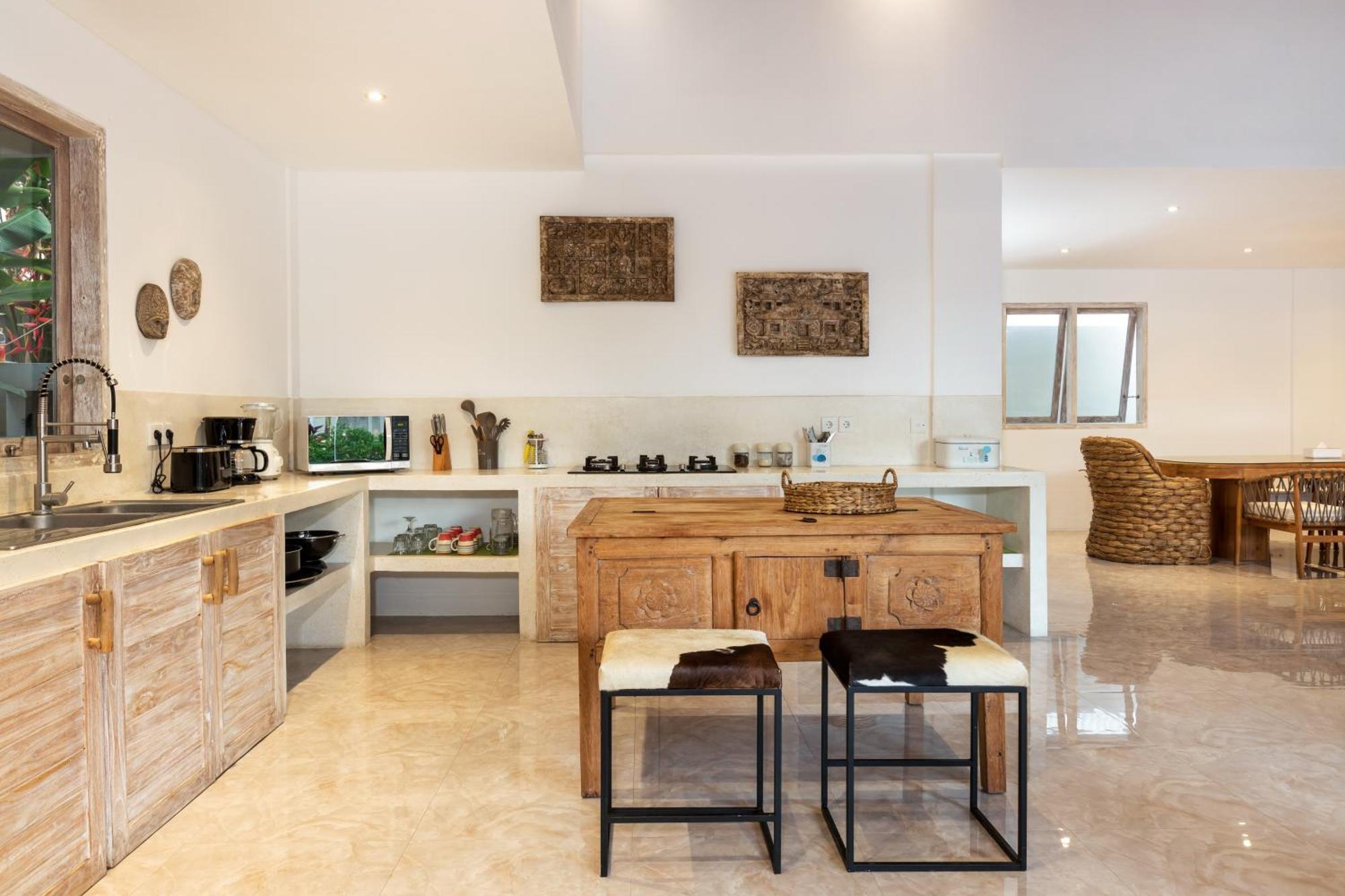 Wonderful 4br In Seminyak (Bali)