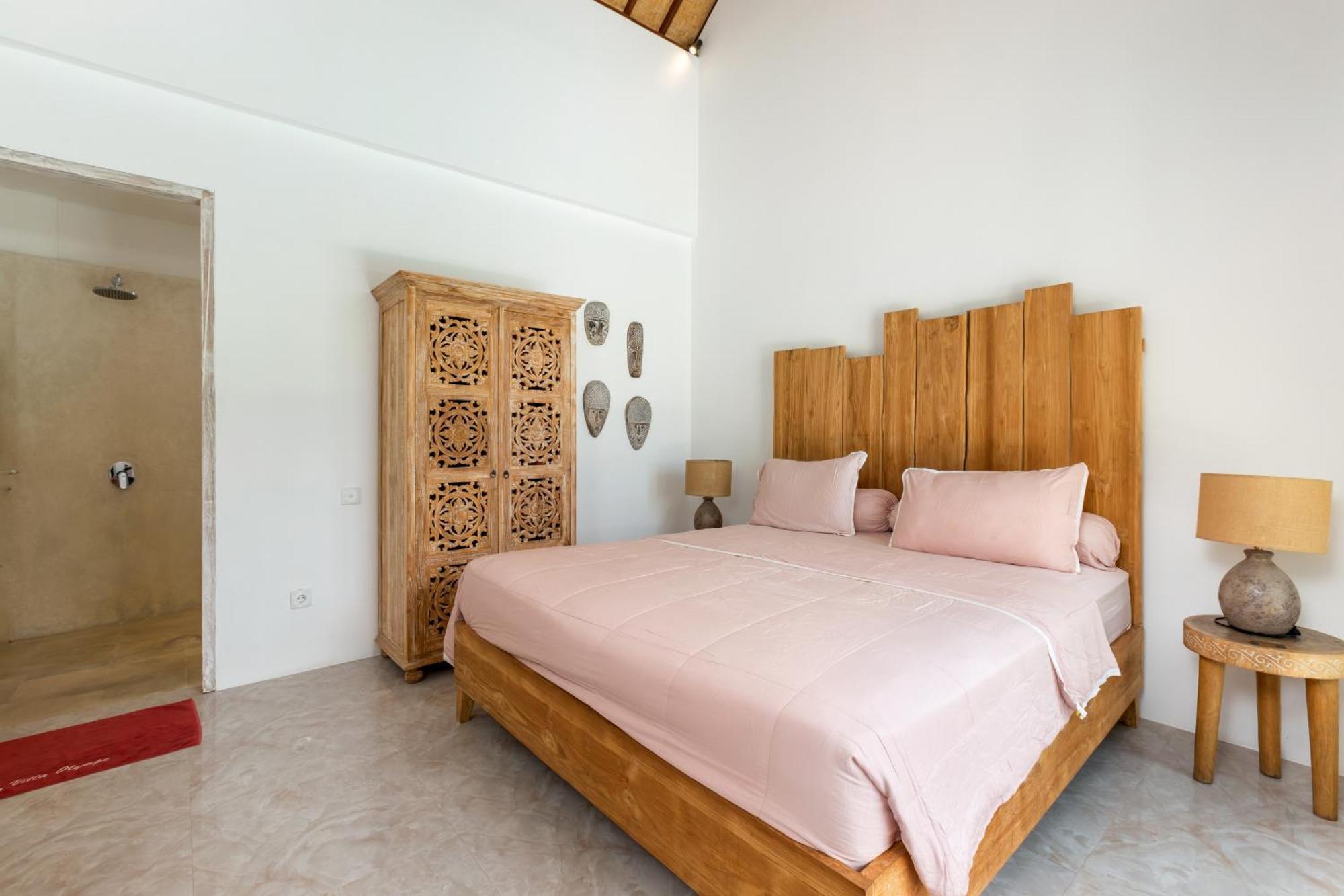 Wonderful 4br In Villa